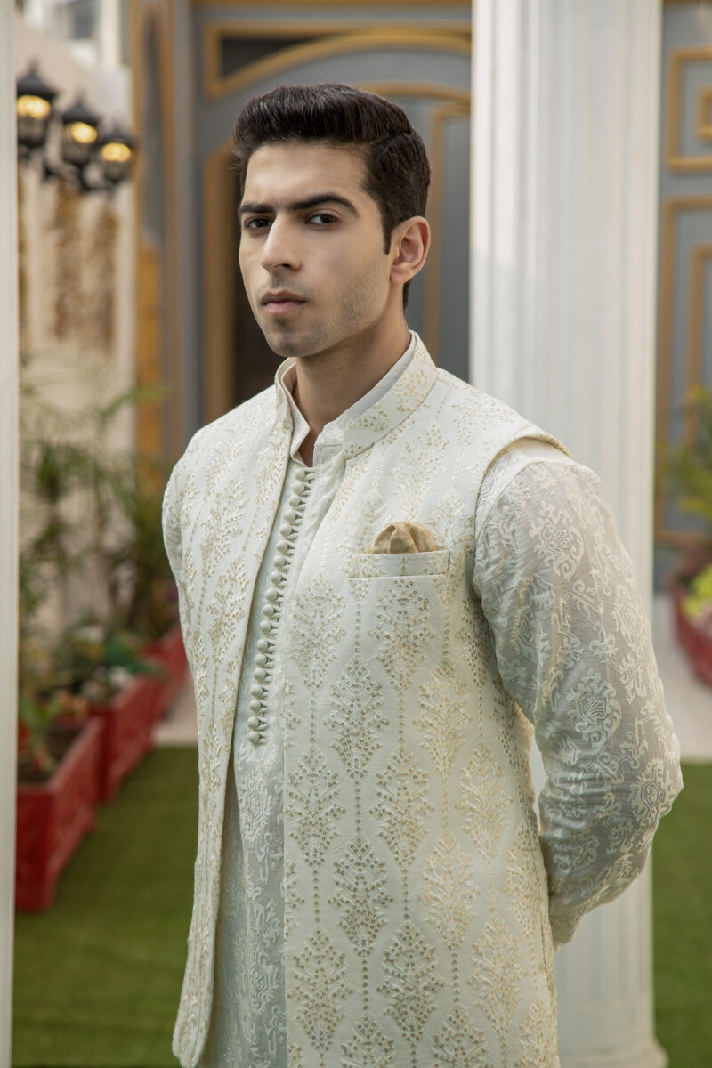 Boski Embroidered Waistcoat - Image 6