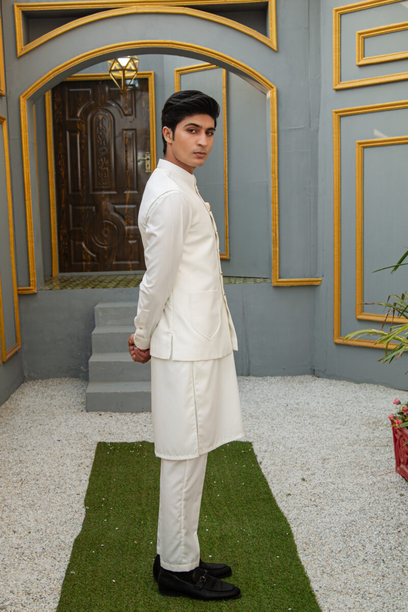 Off White Waistcoat - Image 4