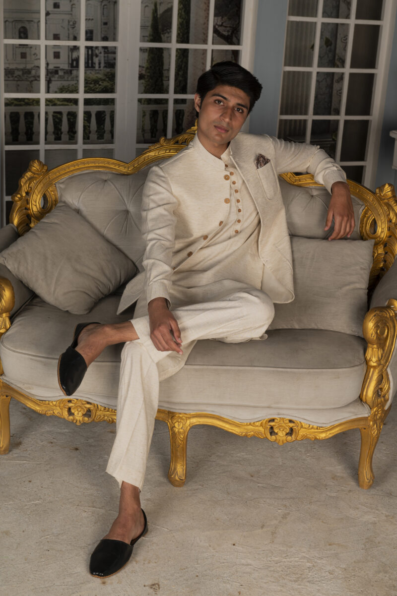 Ivory Linen Waistcoat - Image 5